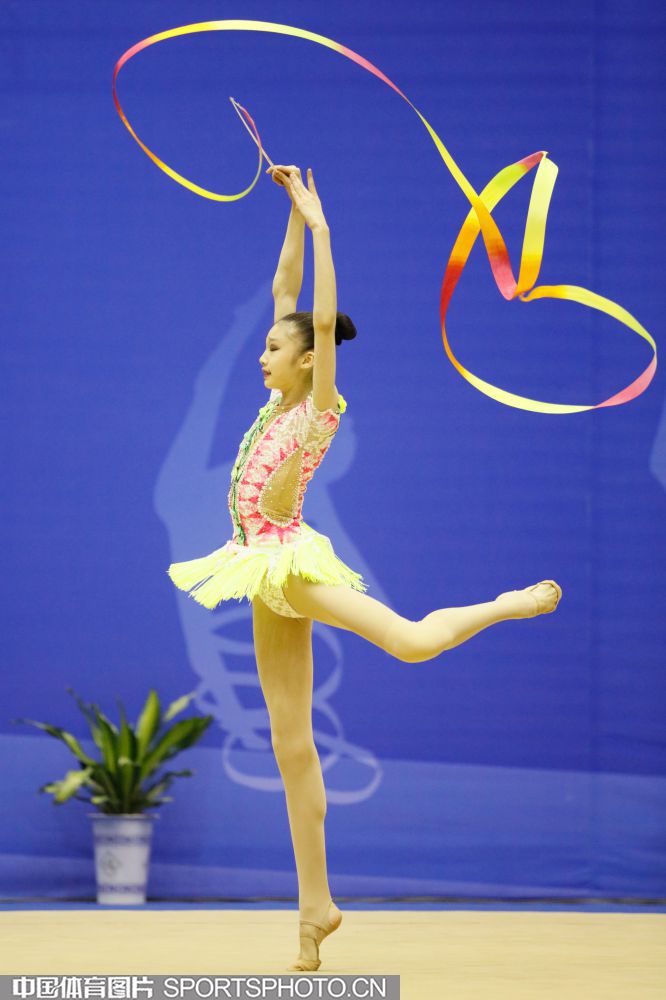 而是以一记 而是以一记